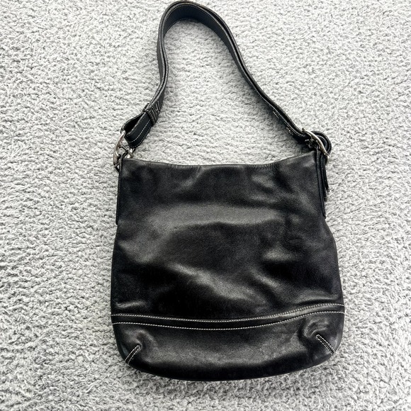 Coach Handbags - Vintage Coach Soho L052-1416 Black Leather Bag Hobo Shoulder Purse